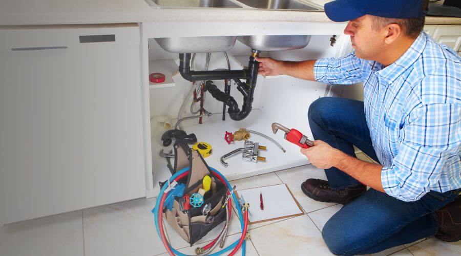 Local annual plumbing maintenance in Shafer, MN